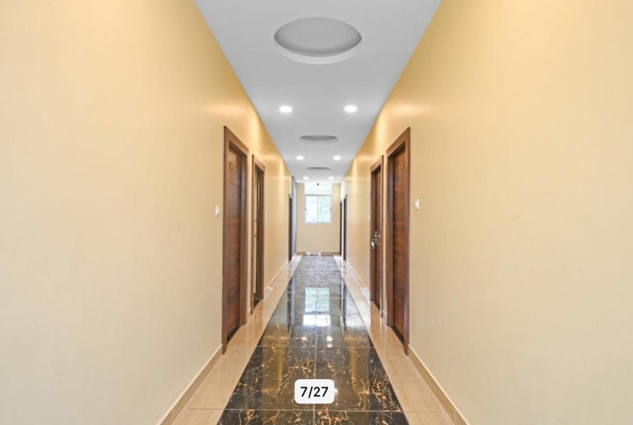 Hotel Manorama Inn Лакхнау Екстер'єр фото